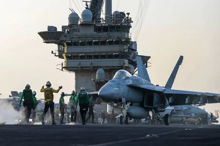 Insiden di Laut Merah: Jet Tempur F/A-18 AS Senilai Lebih dari Rp1 Triliun Raib