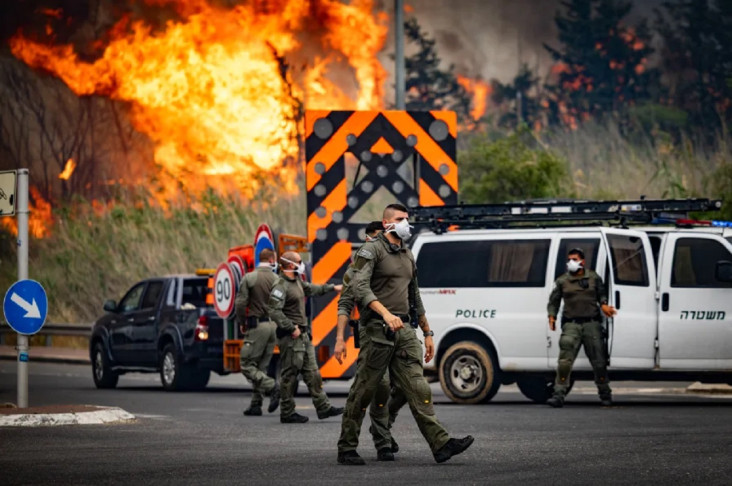 Kebakaran Hebat Landa Israel, Respons Hamas Muncul