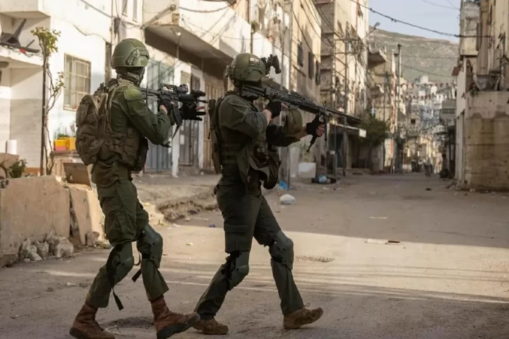 Serangan Langka: Warga Israel Serang Komandan Militer Zionis di Tepi Barat