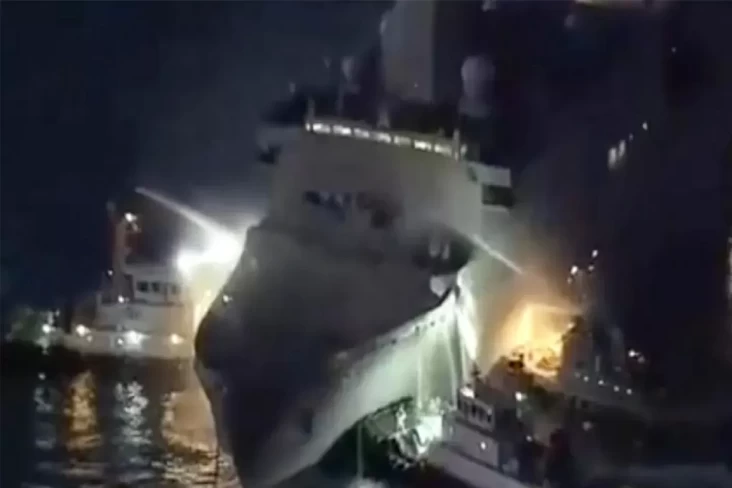 Kapal Perang AS USS New Orleans Terbakar di Jepang Selama 12 Jam